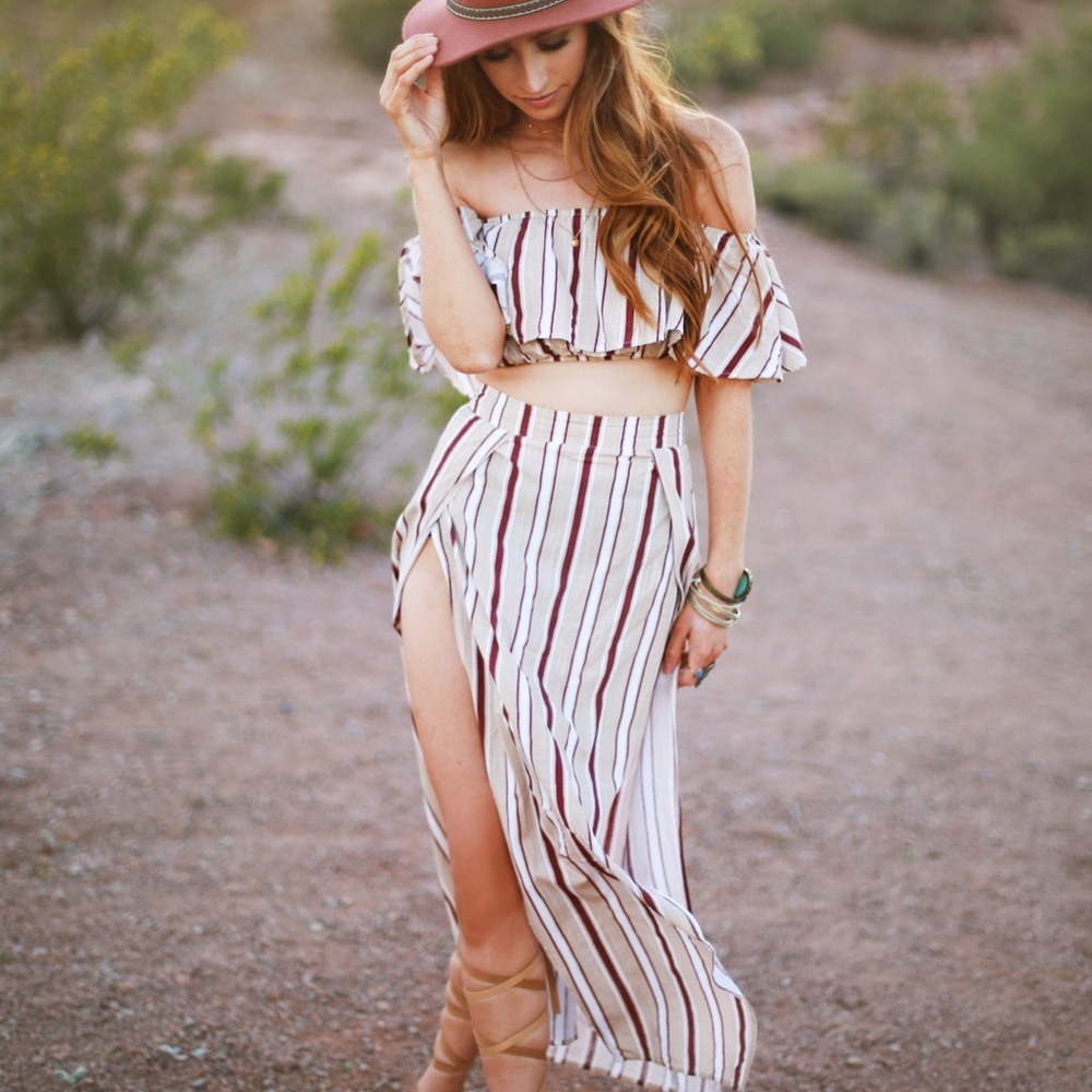 2 piece Showpo skirt and crop top set